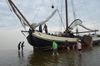 Segelschiff am Ufer